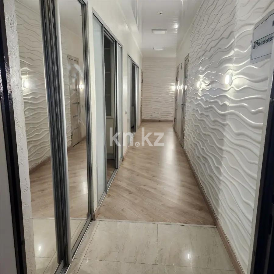Продажа 3-комнатной квартиры, 131 м², ул. Жуалы, дом  5 в Алматы - фото 8