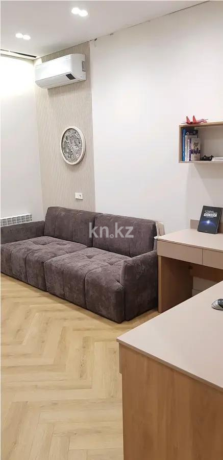 Продажа 4-комнатной квартиры, 112 м² в Караганде