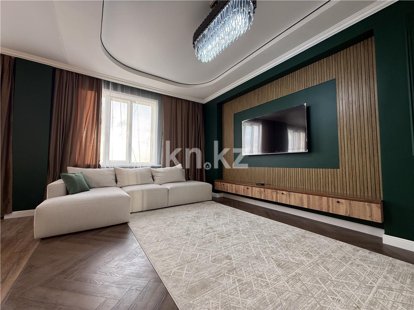 Продажа 4-комнатной квартиры, 197 м², ул. Дюсембекова, дом  83/1 в Караганде - фото 9