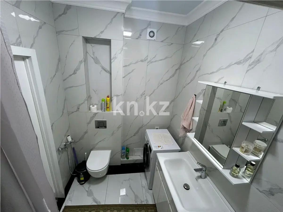 Продажа 2-комнатной квартиры, 70 м², ул. Сатпаева, дом  90/56 в Алматы - фото 5