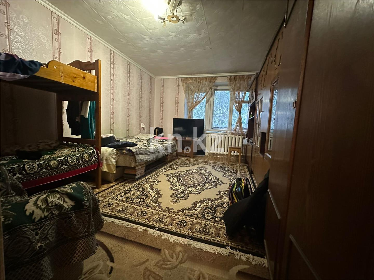 Продажа 3-комнатной квартиры, 58 м², ул. Аманжолова в Караганде - фото 3