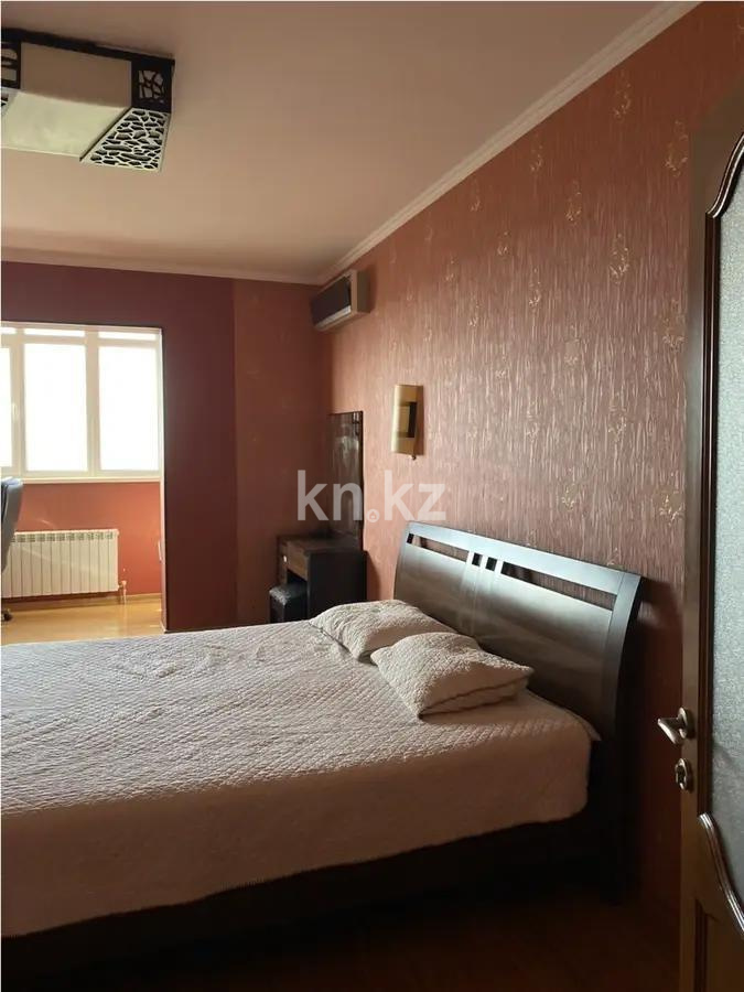 Продажа 3-комнатной квартиры, 119 м², ул. Сатпаева, дом  30а в Алматы - фото 2