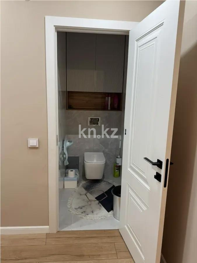 Продажа 2-комнатной квартиры, 58 м², ул. Бокеева, дом  1а в Алматы - фото 2