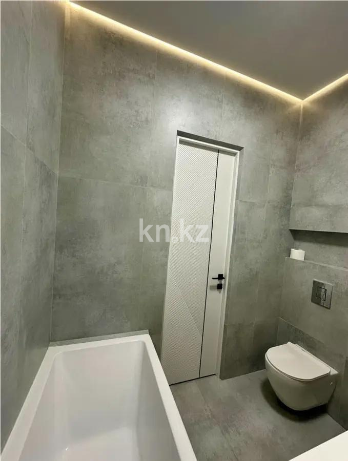 Продажа 2-комнатной квартиры, 42 м², ул. Жандосова, дом  108/1 в Алматы - фото 4