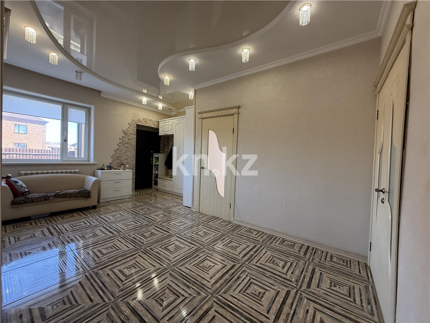 Продажа 5-комнатного дома, 450 м² в Караганде - фото 25