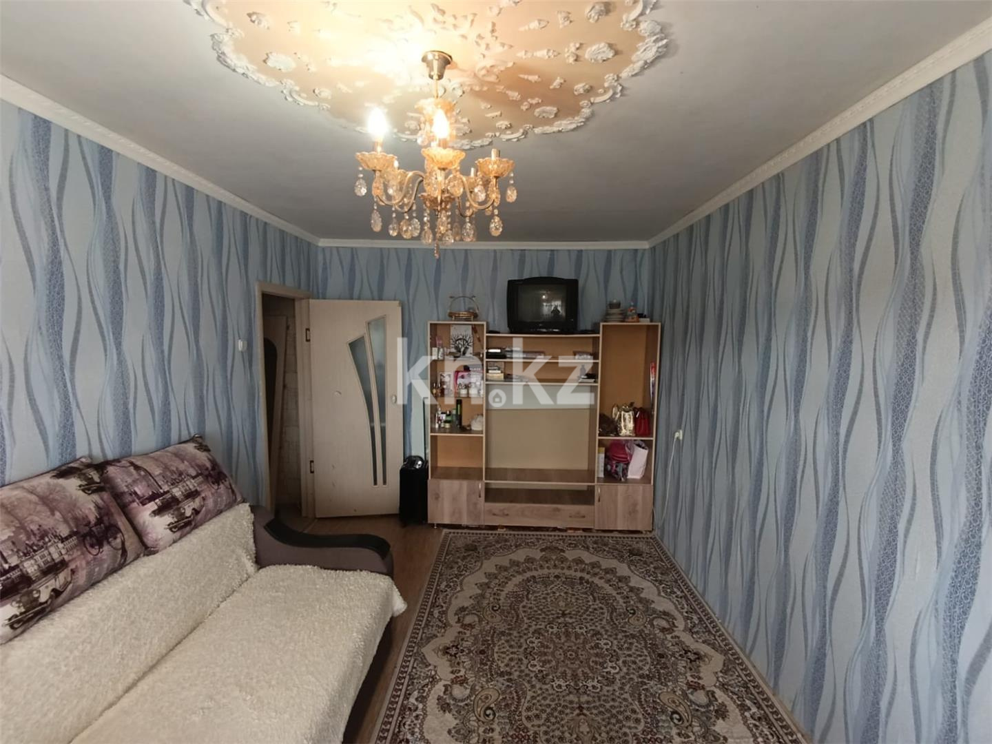 Продажа 2-комнатной квартиры, 44 м², мкр-н Восток-1, дом  10 в Караганде - фото 2