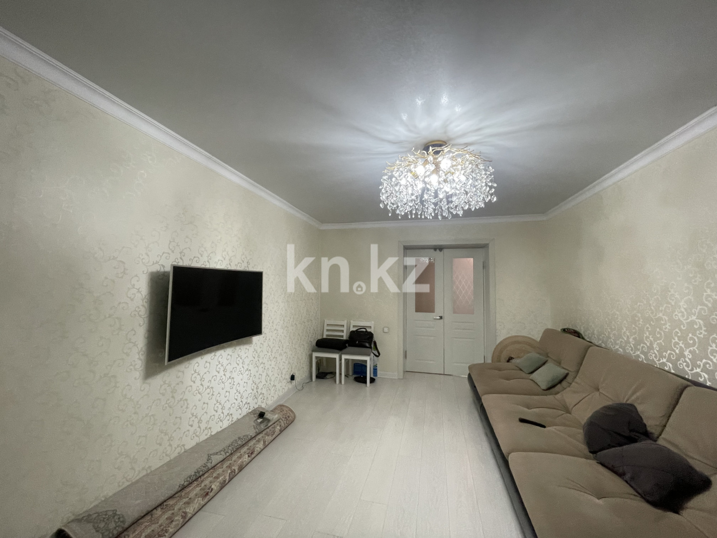 Продажа 3-комнатной квартиры, 57.4 м², ул. Аманжолова, дом  67 в Караганде - фото 2