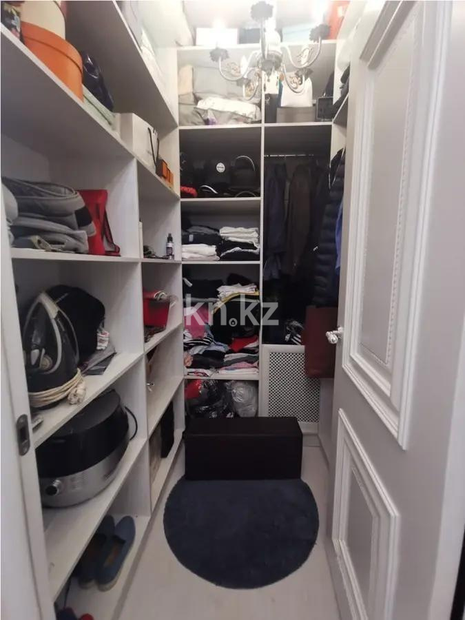 Продажа 2-комнатной квартиры, 108 м², ул. Толе би, дом  286/5 в Алматы - фото 9