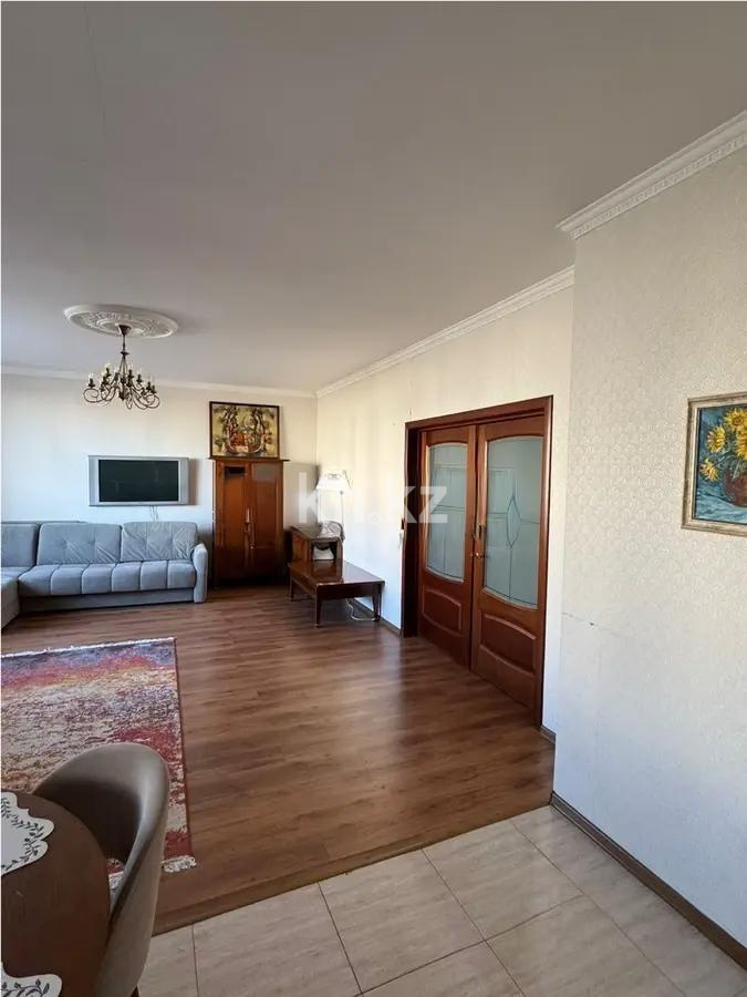Продажа 2-комнатной квартиры, 91 м², ул. Достык, дом  13 в Астане