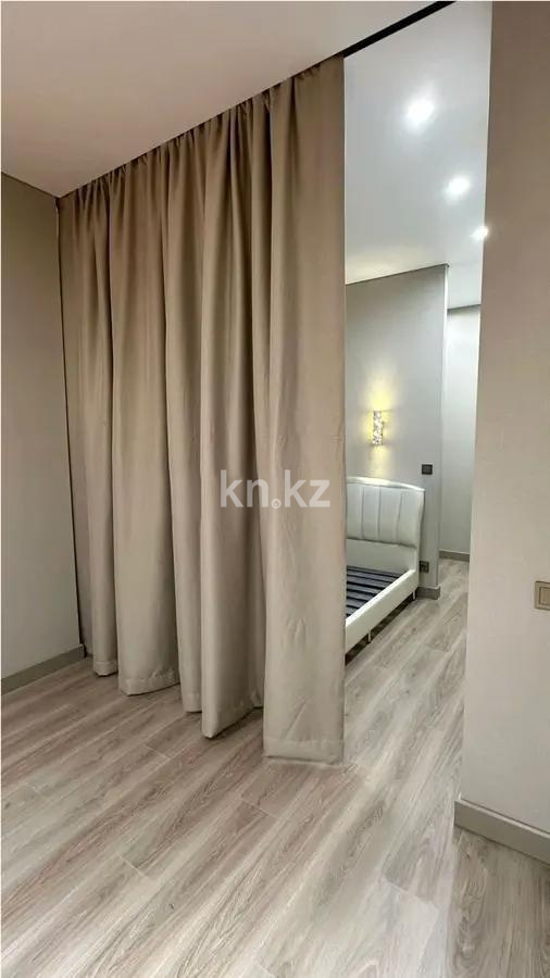 Продажа 1-комнатной квартиры, 57 м², пр. Аль-Фараби, дом  1а в Алматы - фото 2