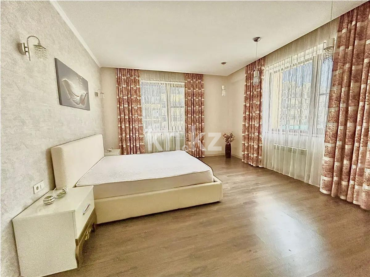 Продажа 2-комнатной квартиры, 70 м² в Алматы