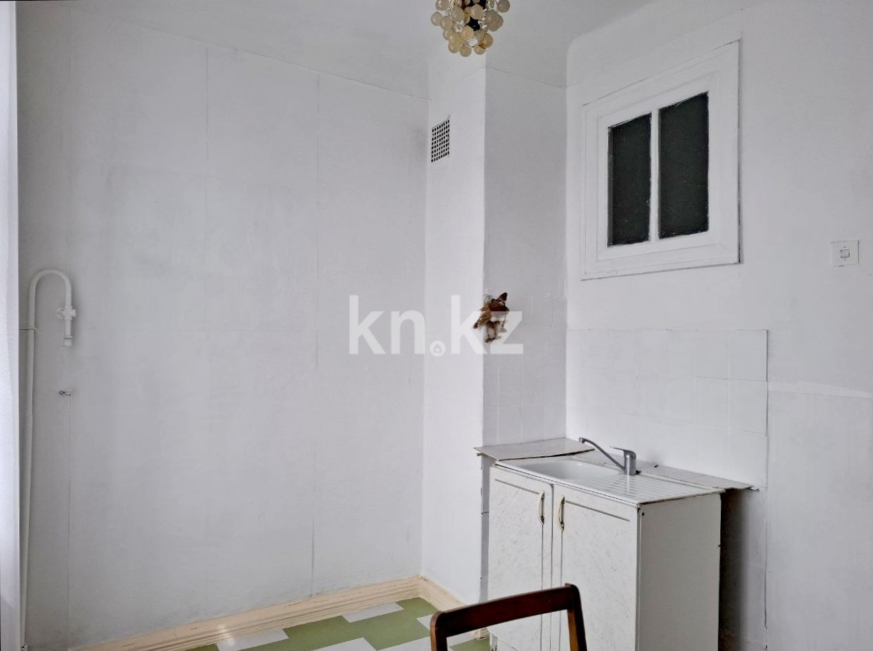 Продажа 3-комнатной квартиры, 65 м², пр. Шакарима, дом  177 в Усть-Каменогорске - фото 5