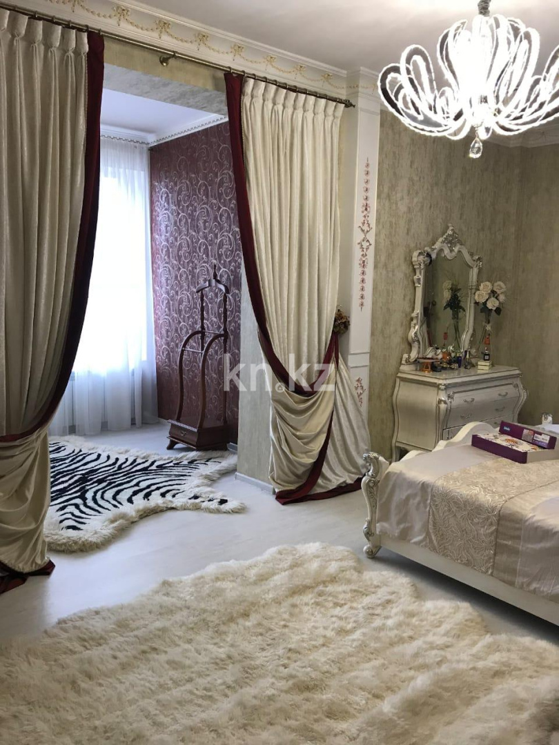 Аренда 3-комнатной квартиры, 113 м², ул. Амман, дом  2 в Астане - фото 3