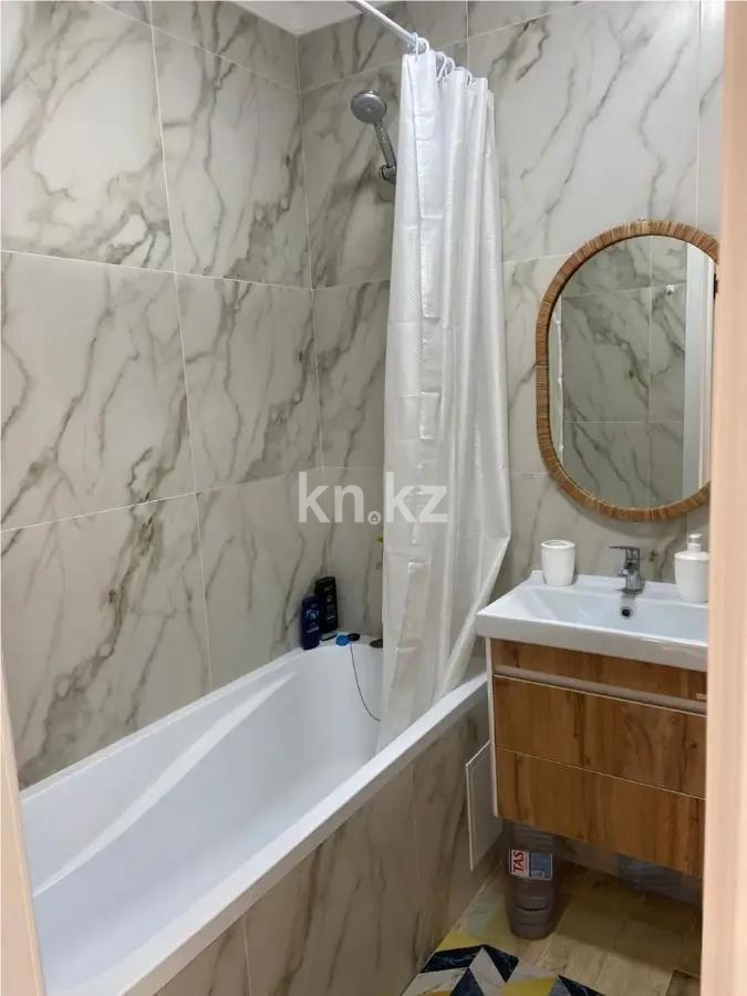 Продажа 2-комнатной квартиры, 65 м², пр. Аль-Фараби, дом  11 в Астане - фото 4