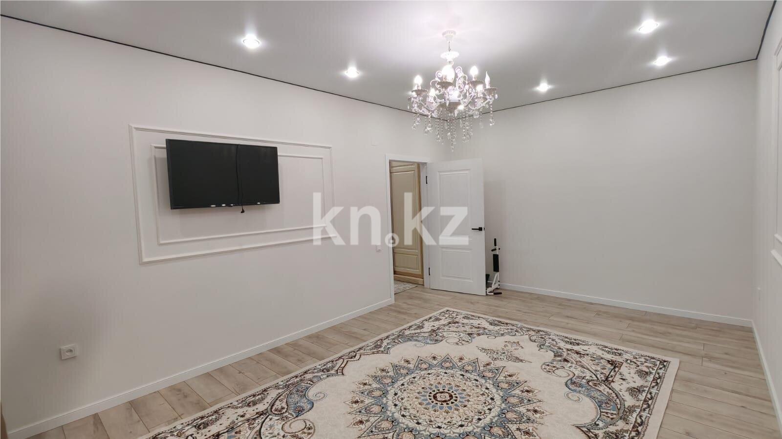 Продажа 3-комнатной квартиры, 78 м² в Караганде