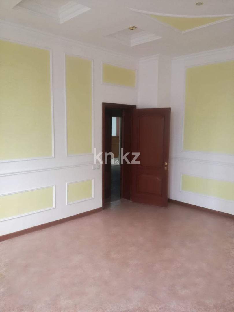 Продажа , 230 м², пр. Сарыарка, дом  8/1 в Астане