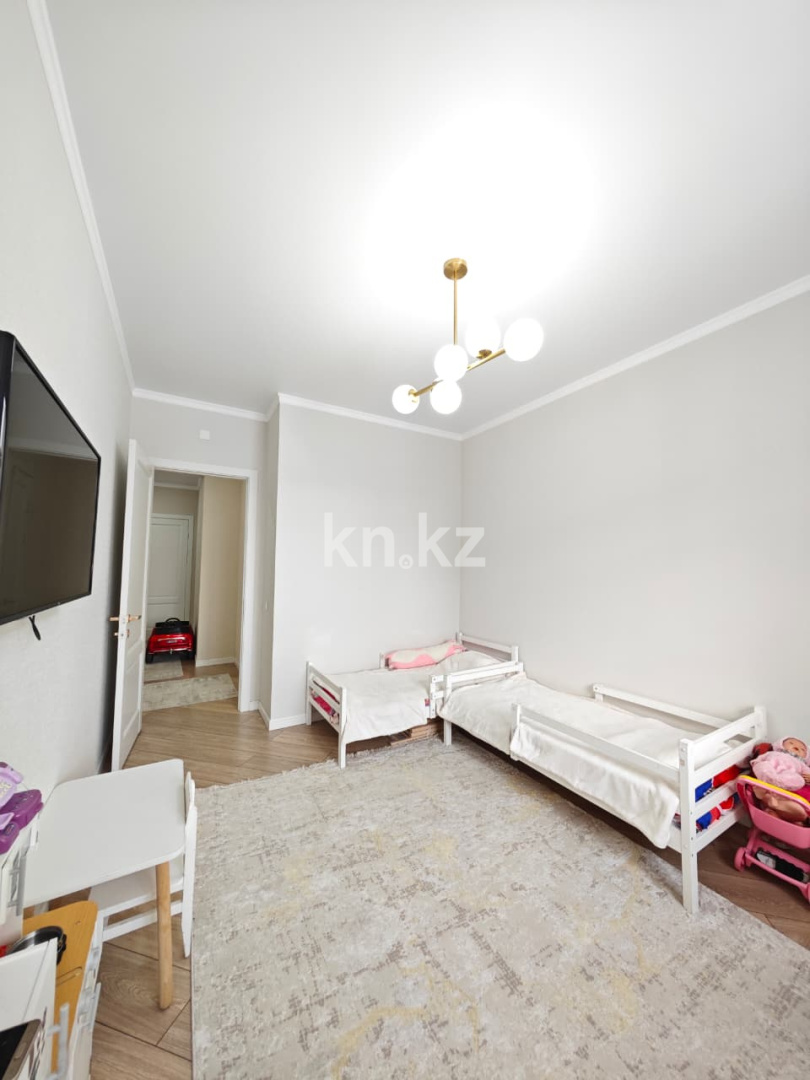 Продажа 4-комнатной квартиры, 120 м², пр. Шахтеров, дом  73/1 в Караганде - фото 11