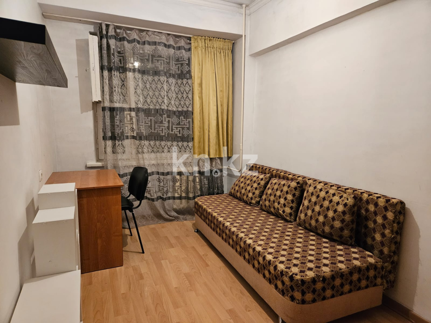 Аренда , 9 м², мкр. Самал-1, дом  4 - Достык в Алматы