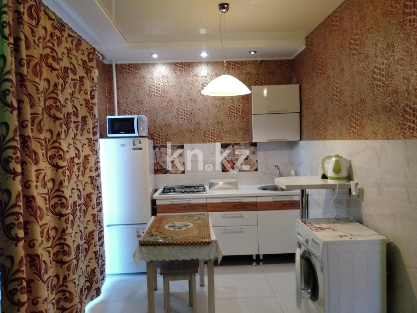 Аренда 1-комнатной квартиры посуточно, 35 м², ул. Победы, дом  105 в Уральске - фото 13