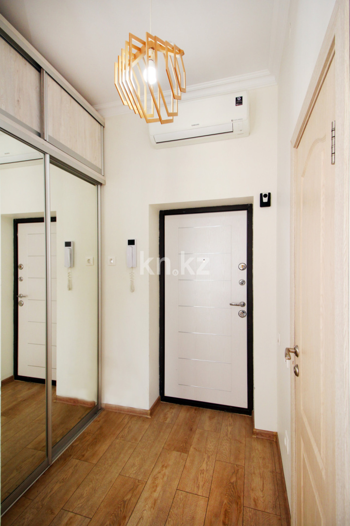 Аренда 1-комнатной квартиры посуточно, 40 м², пр. Абая, дом  109/6 - ул. Манаса в Алматы - фото 16