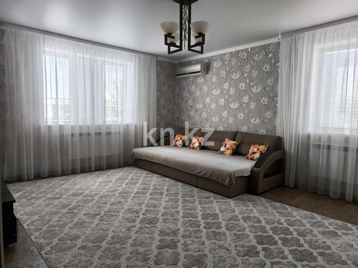 Продажа 5-комнатного дома, 260 м², Назерке, дом  24/1 в Уральске - фото 2