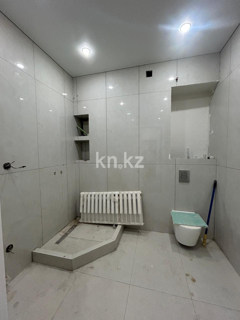 Продажа 3-комнатной квартиры, 81 м² в Караганде - фото 13