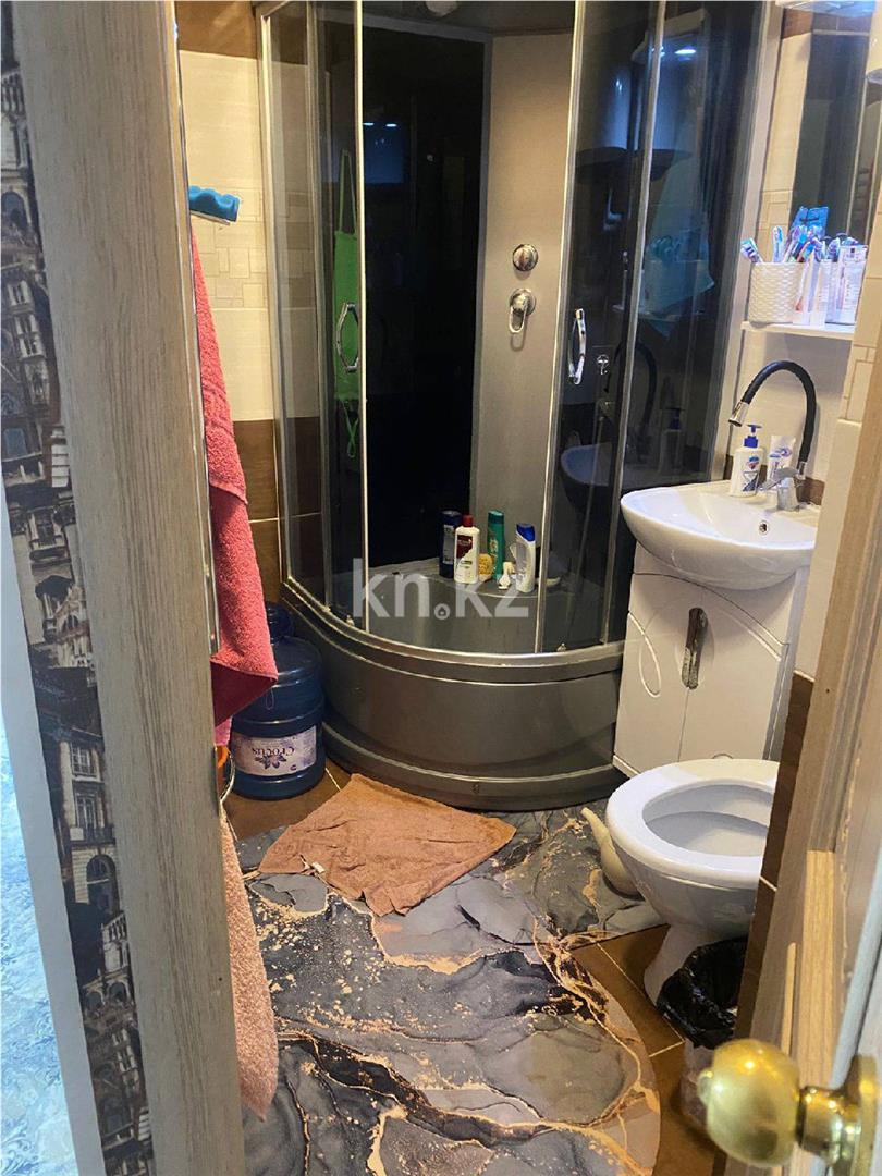 Продажа 2-комнатной квартиры, 44 м², мкр-н 21 в Караганде - фото 7