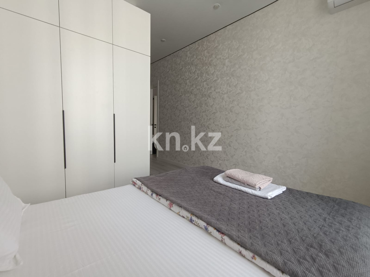 Аренда 2-комнатной квартиры посуточно, 65 м² в Алматы - фото 10