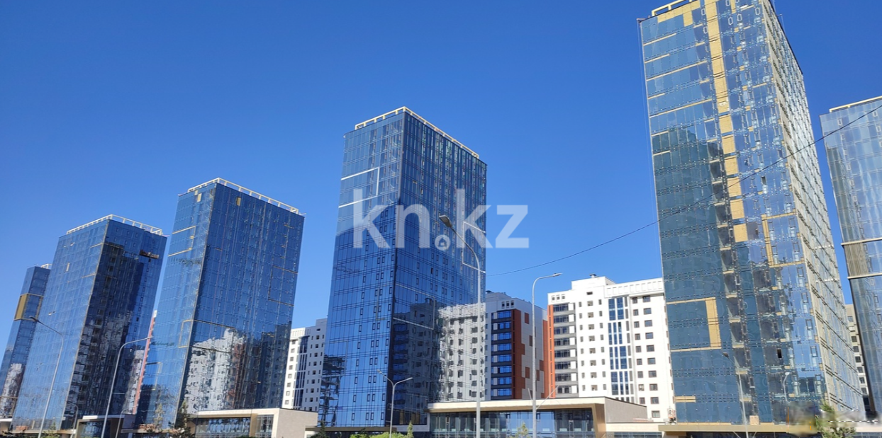 Продажа квартиры, 866 м², пр. Мангилик Ел, дом  62 - ул. Онгарсыновой в Астане