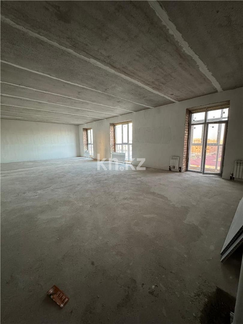 Продажа 4-комнатной квартиры, 141 м² в Караганде - фото 8