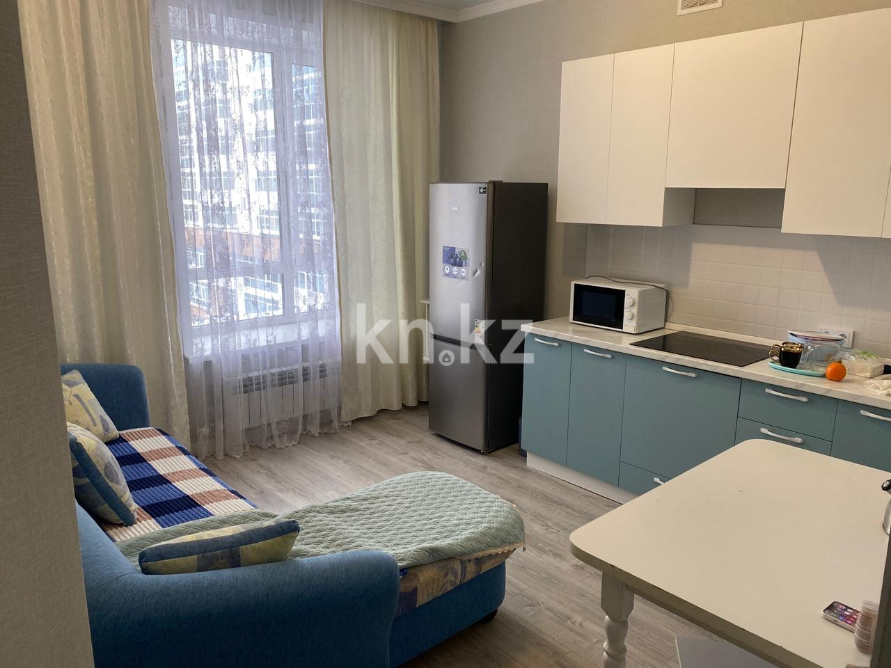 Аренда 1-комнатной квартиры, 40 м² в Астане