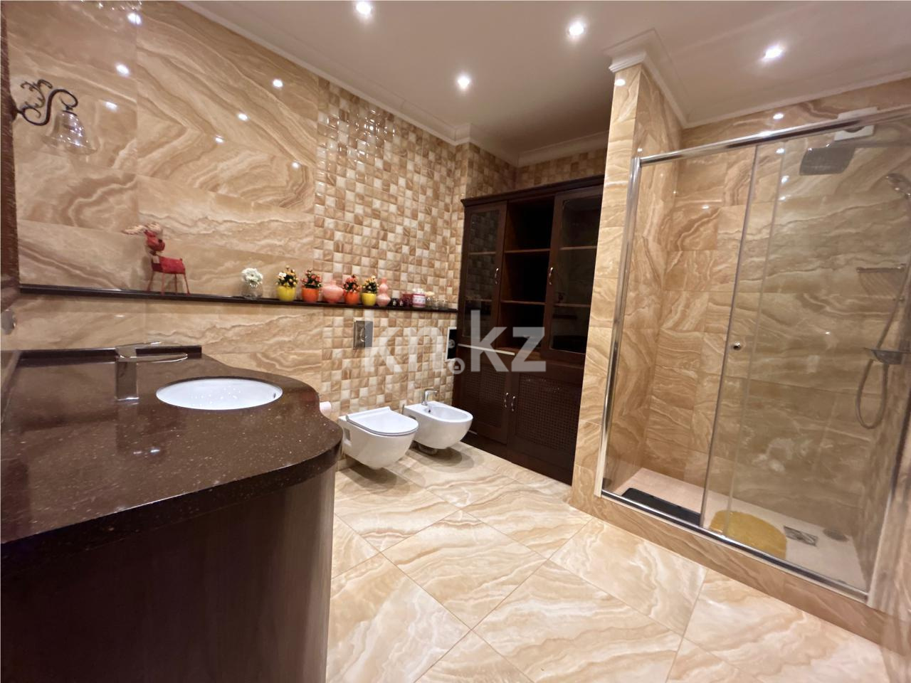 Продажа 4-комнатной квартиры, 144 м² в Астане - фото 31