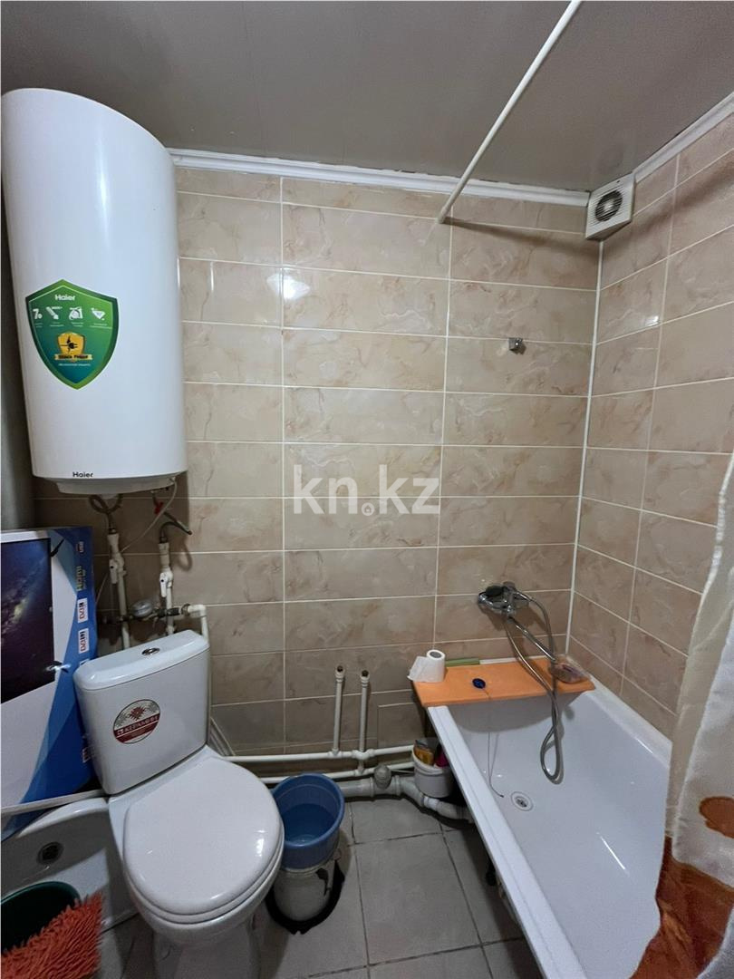Продажа 1-комнатной квартиры, 30 м², 18 мкр. в Караганде - фото 9