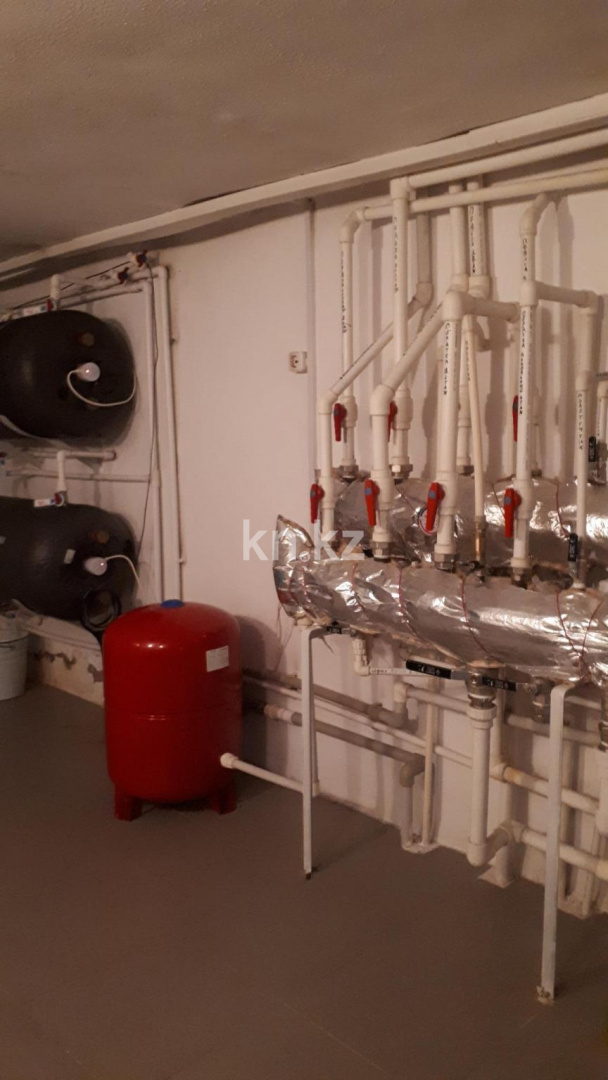 Продажа 6-комнатного дома, 644 м², ул. Сейткулова в Караганде - фото 14