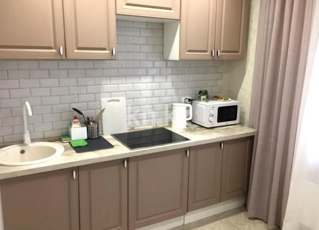 Аренда 1-комнатной квартиры, 31 м², мкр-н Аксай-4, дом  94 - ул. Саина в Алматы - фото 3