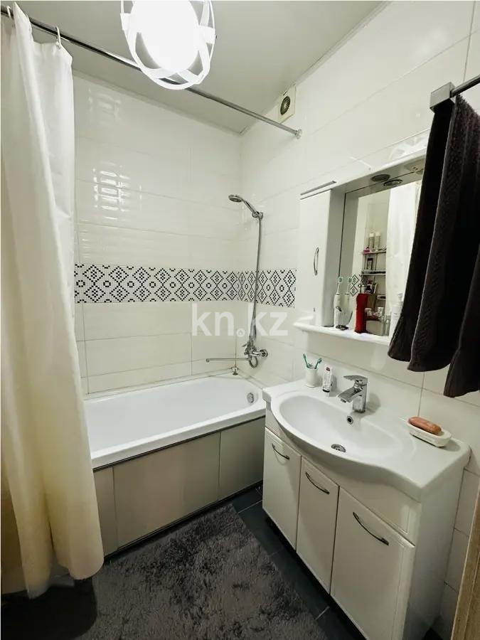 Продажа 2-комнатной квартиры, 57.5 м² в Алматы - фото 4