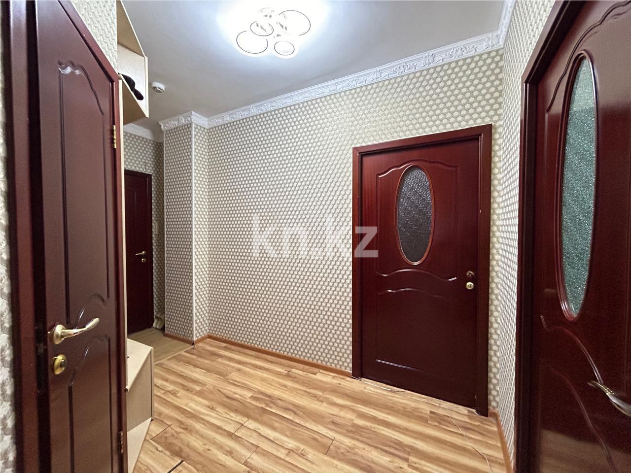 Продажа 3-комнатной квартиры, 69.8 м², ул. Валиханова в Астане - фото 8