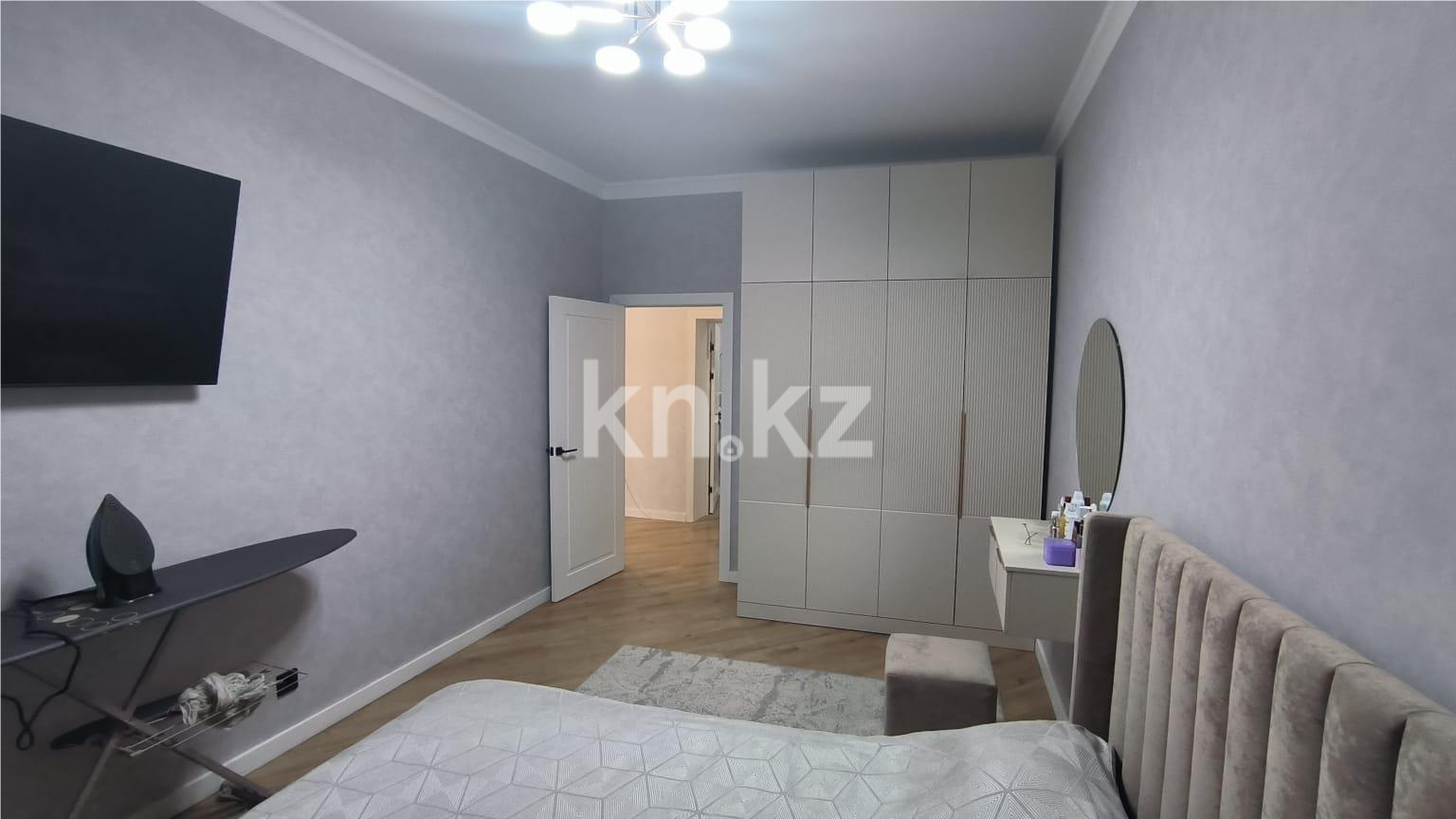 Продажа 3-комнатной квартиры, 86 м², 137 учетный квартал в Караганде - фото 9