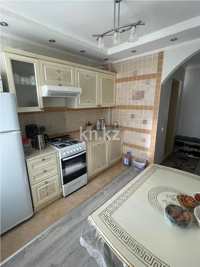 Продажа 3-комнатной квартиры, 59 м², ул. Муканова, дом  18 в Караганде - фото 4