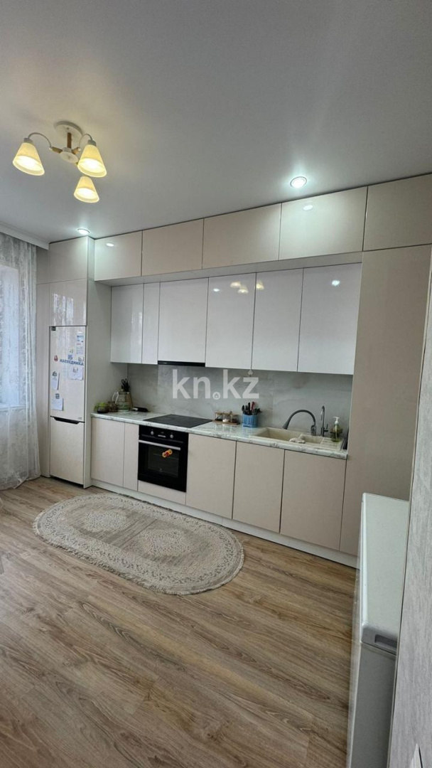 Продажа 3-комнатной квартиры, 84 м², ул. Муканова, дом  51/8 в Караганде - фото 16
