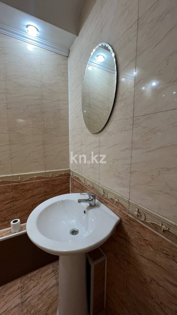 Продажа 2-комнатной квартиры, 65.3 м² в Алматы - фото 25
