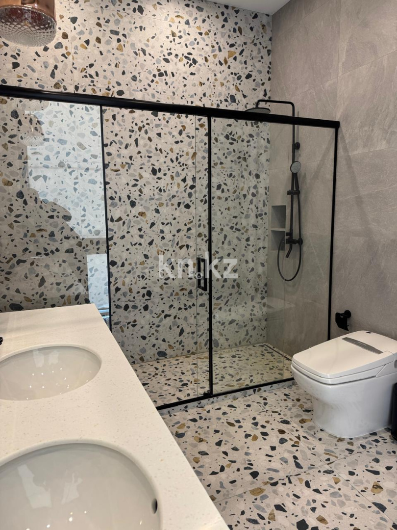 Продажа 4-комнатной квартиры, 230 м² в Алматы - фото 15