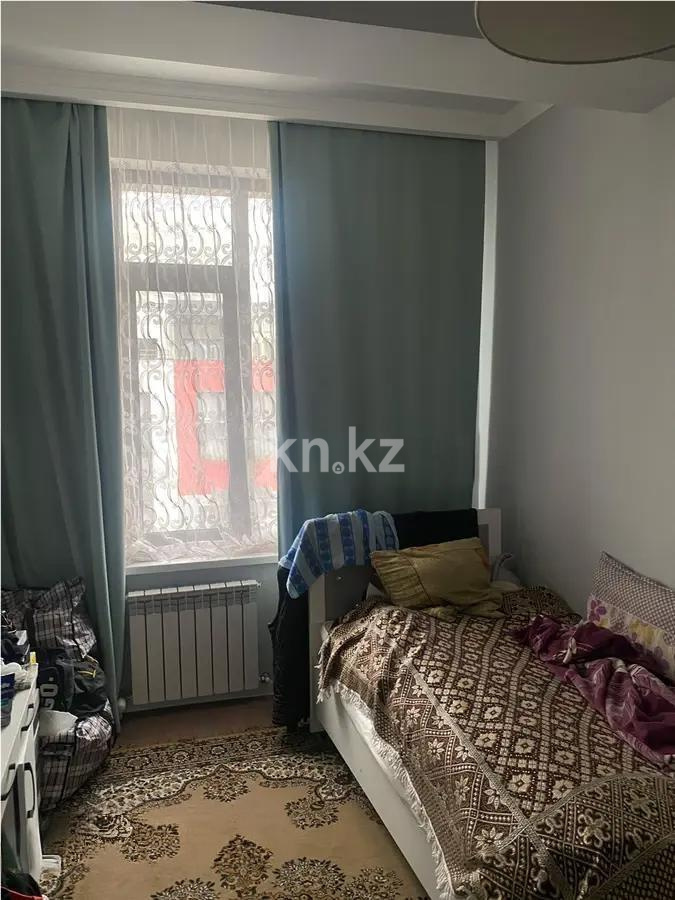 Продажа 3-комнатной квартиры, 71 м², ул. Варламова, дом  1/3б в Алматы