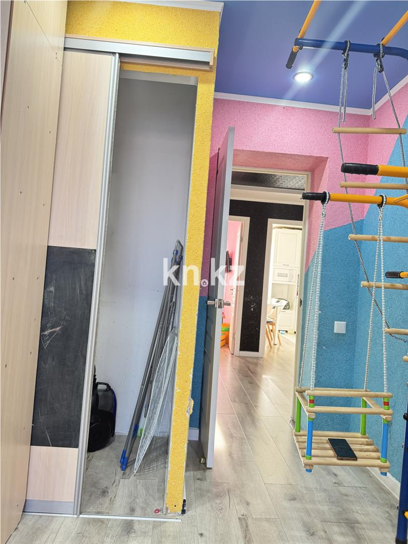 Продажа 3-комнатной квартиры, 62 м² в Шахтинске - фото 4