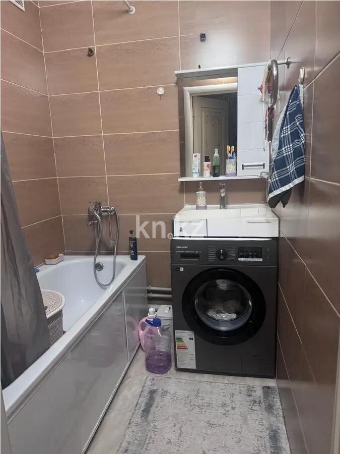 Продажа 3-комнатной квартиры, 70.4 м² в Алматы - фото 5
