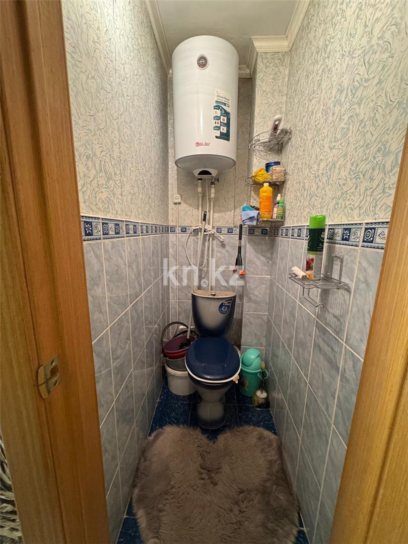 Продажа 3-комнатной квартиры, 58 м², ул. Крылова в Караганде - фото 8