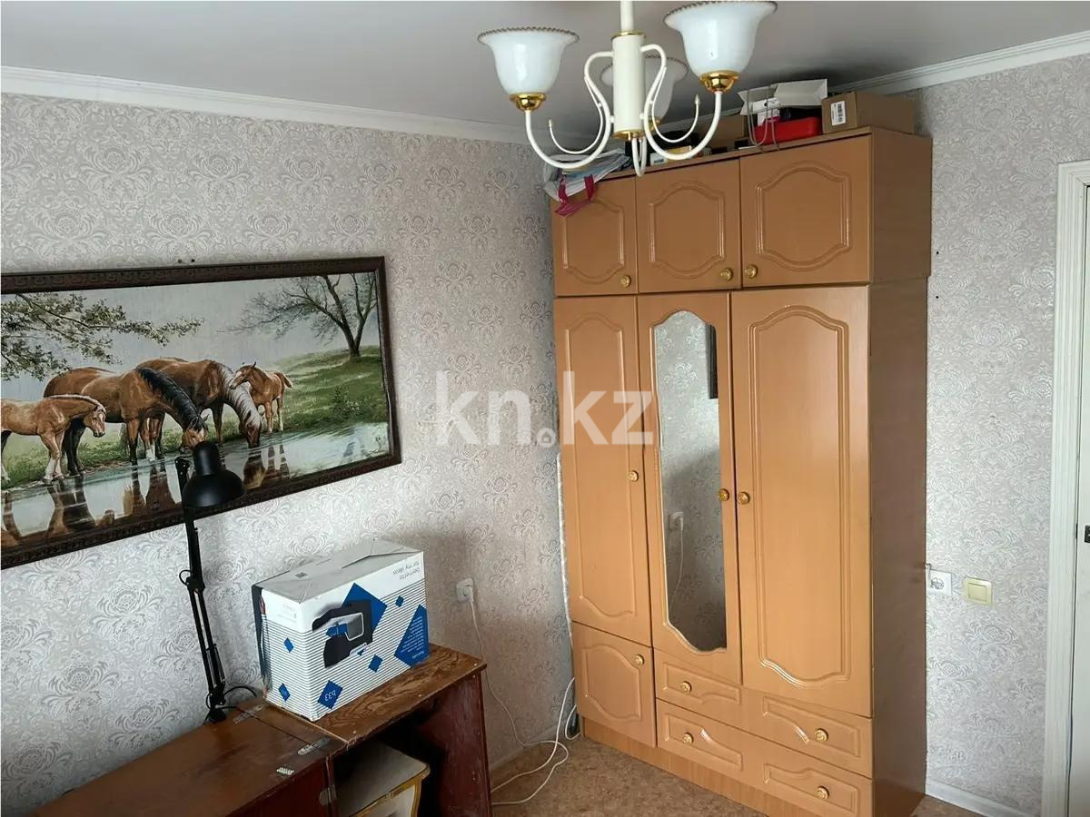 Продажа 4-комнатной квартиры, 76 м², пр. Республики, дом  18 в Караганде - фото 6