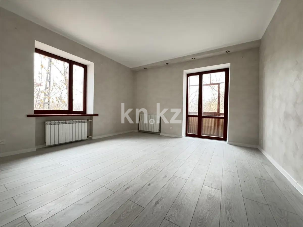 Продажа 3-комнатной квартиры, 79 м², ул. Абая, дом  51 в Караганде
