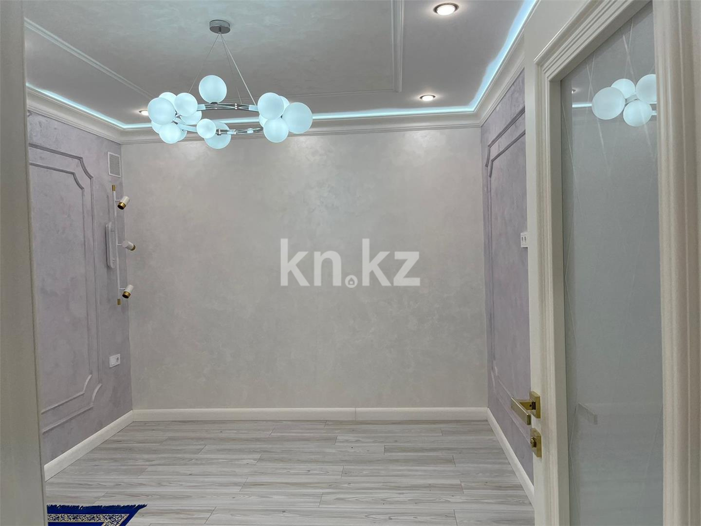 Продажа 4-комнатной квартиры, 106 м², ул. Дюсембекова в Караганде - фото 11