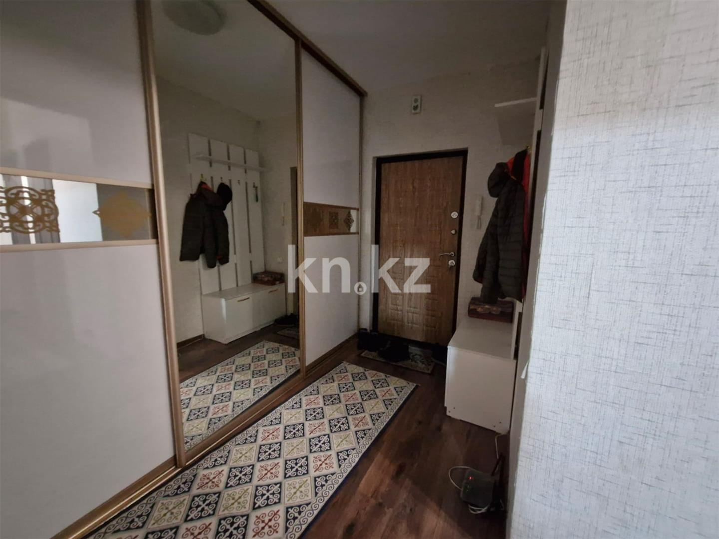 Продажа 1-комнатной квартиры, 45 м², пр. Шахтеров в Караганде - фото 9